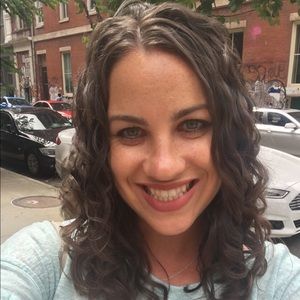 Meet your Posher, Marisa